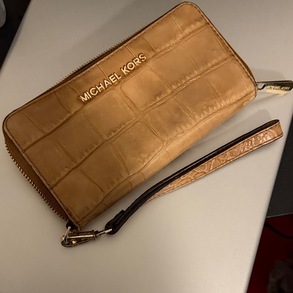 Michael Kors Handbags - Michael Kors Camel Croc-Embossed Wristlet